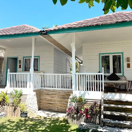Katiet Beach Resort Mentawai Lances Right Hts Luaran gambar